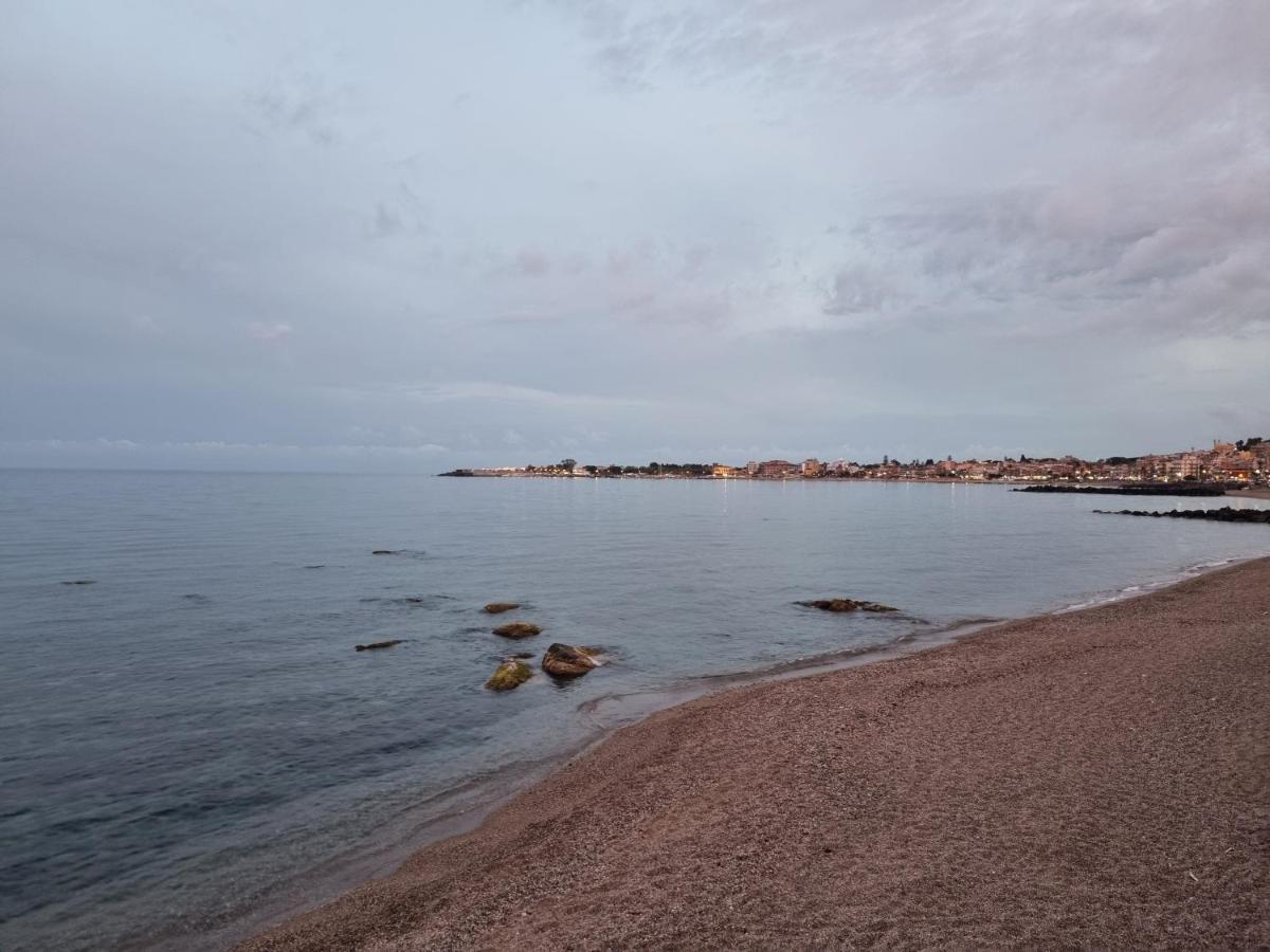 Casa Vacanza Sweet Home Джардини Наксос Екстериор снимка