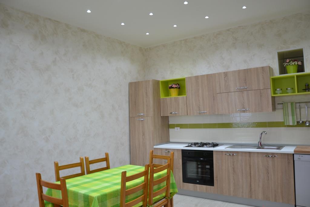 Casa Vacanza Sweet Home Джардини Наксос Екстериор снимка