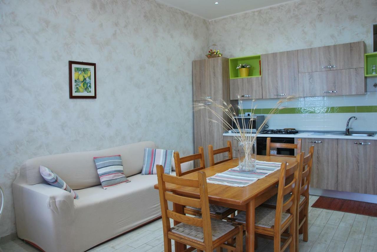 Casa Vacanza Sweet Home Джардини Наксос Екстериор снимка